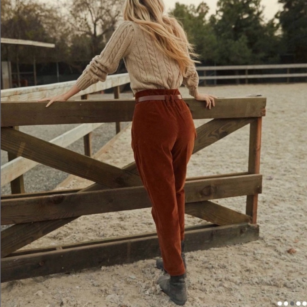 Doen Nelda high rise corduroy pants - Terra Di Sienna